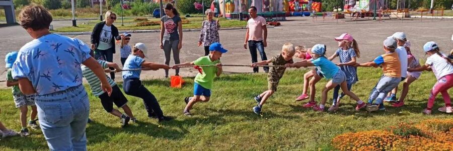 Веселые старты на День физкультурника
